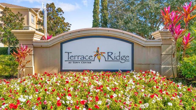 707 TERRACE RIDGE CIRCLE 707, Davenport, FL 33896