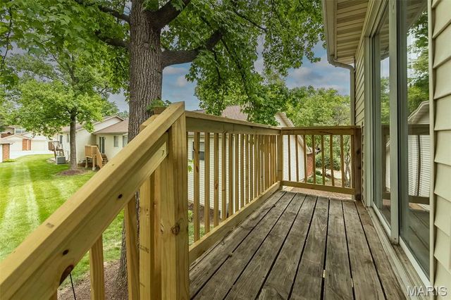 12911 Autumn View Drive, St Louis, MO 63146