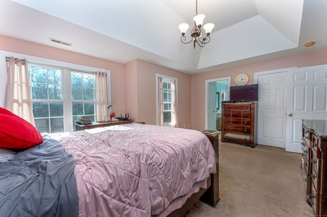 16 Founders Way, Orange, CT 06477