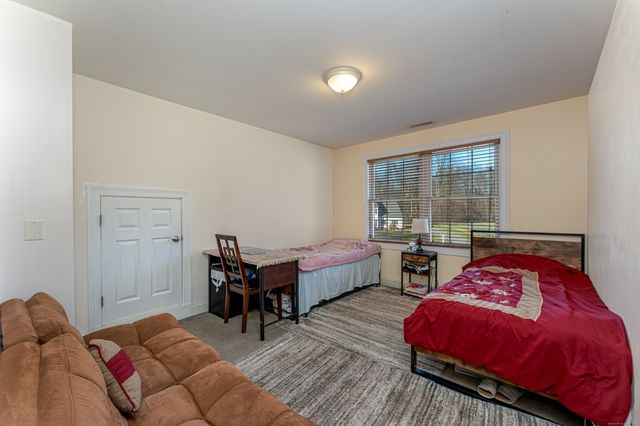 16 Founders Way, Orange, CT 06477