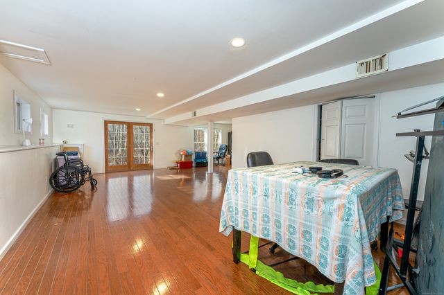 16 Founders Way, Orange, CT 06477