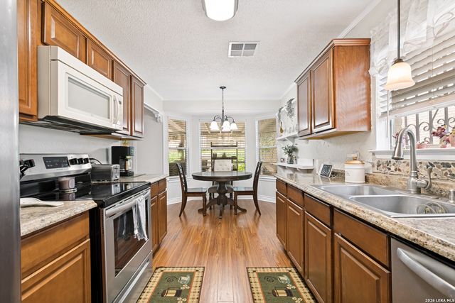 5927 Forest RDG, San Antonio, TX 78240