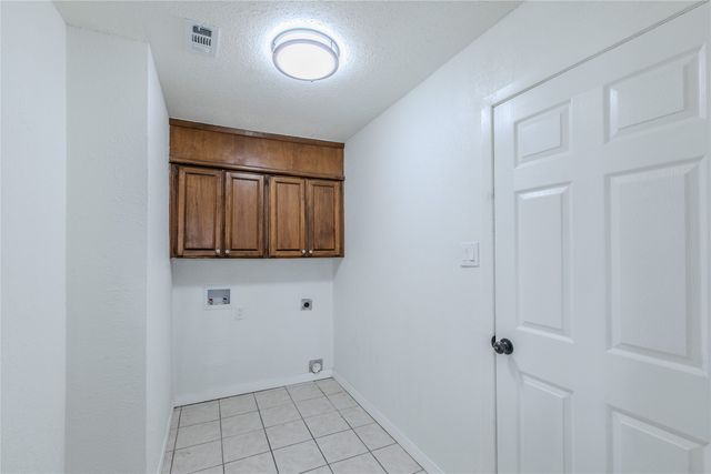 1311 Glenhaven Drive, Cleburne, TX 76033
