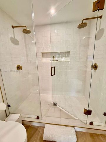 90 NE 32 302, Miami, FL 33137