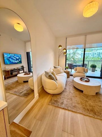 90 NE 32 302, Miami, FL 33137