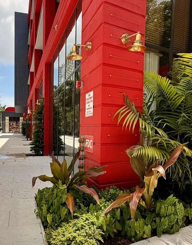 90 NE 32 302, Miami, FL 33137