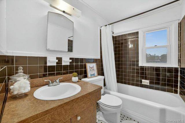 2954 Meadowcrest Drive, Yorktown Heights, NY 10598