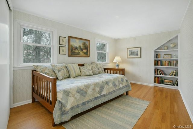 2954 Meadowcrest Drive, Yorktown Heights, NY 10598