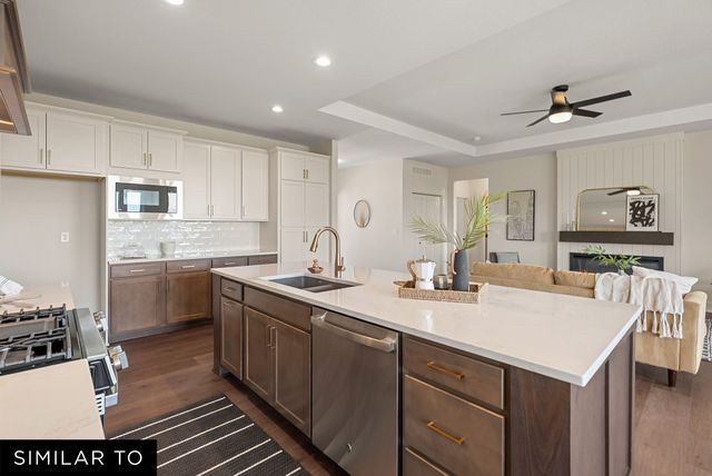 2908 NW Fairfield Court, Ankeny, IA 50023