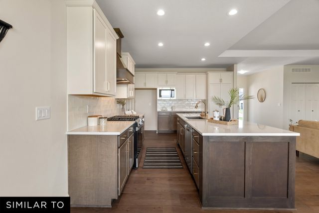 2908 NW Fairfield Court, Ankeny, IA 50023