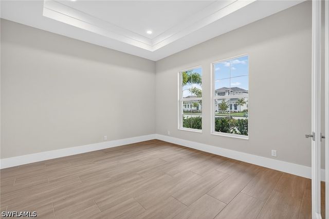 9712 Moonflower LN, Naples, FL 34114