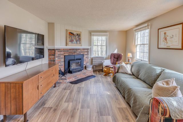 13 Pasture Lane, Thornton, NH 03285