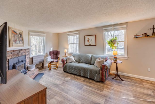 13 Pasture Lane, Thornton, NH 03285