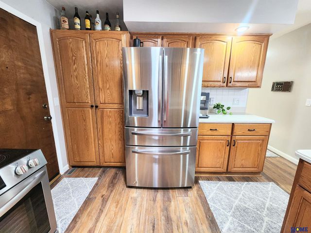 6916 Bernese Boulevard, Lincoln, NE 68516