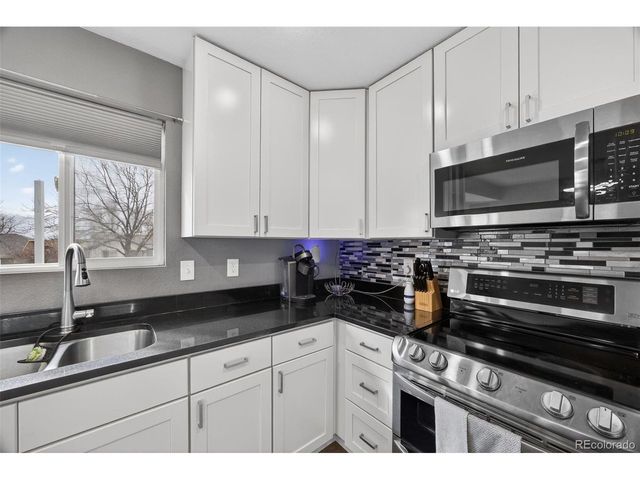 1904 Greenbriar Ct, Johnstown, CO 80534