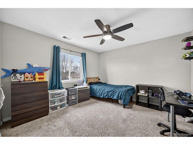 1904 Greenbriar Ct, Johnstown, CO 80534