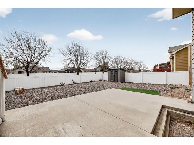 1904 Greenbriar Ct, Johnstown, CO 80534