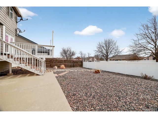 1904 Greenbriar Ct, Johnstown, CO 80534