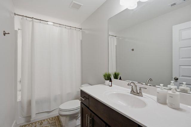 269 Crooked Creek Ln, Hendersonville, TN 37075