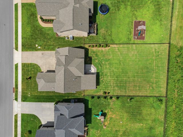269 Crooked Creek Ln, Hendersonville, TN 37075