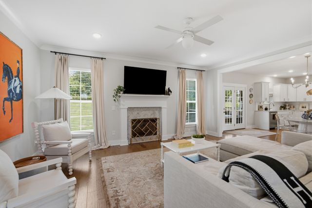 269 Crooked Creek Ln, Hendersonville, TN 37075