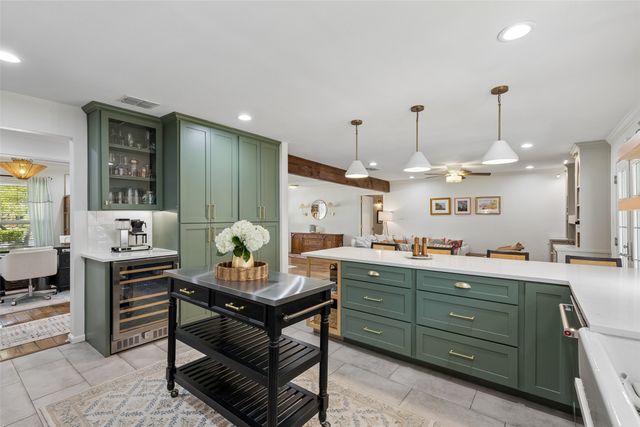 11555 Cromwell Circle, Dallas, TX 75229