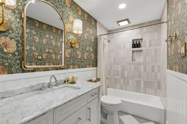 11555 Cromwell Circle, Dallas, TX 75229