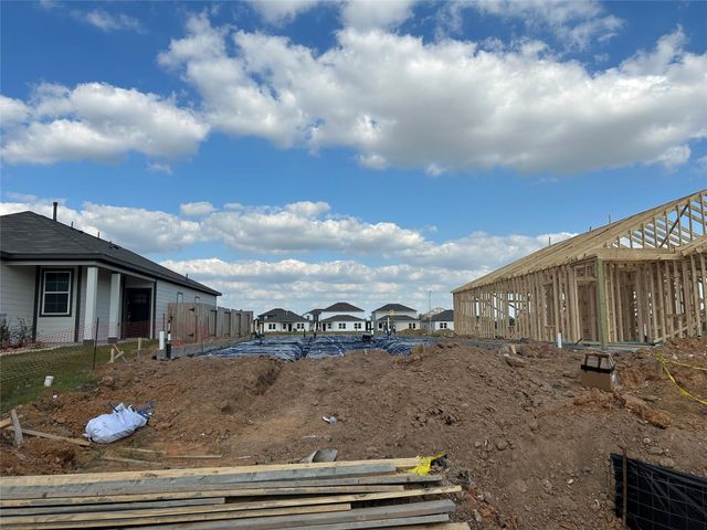 17214 King Eider Road, Waller, TX 77484