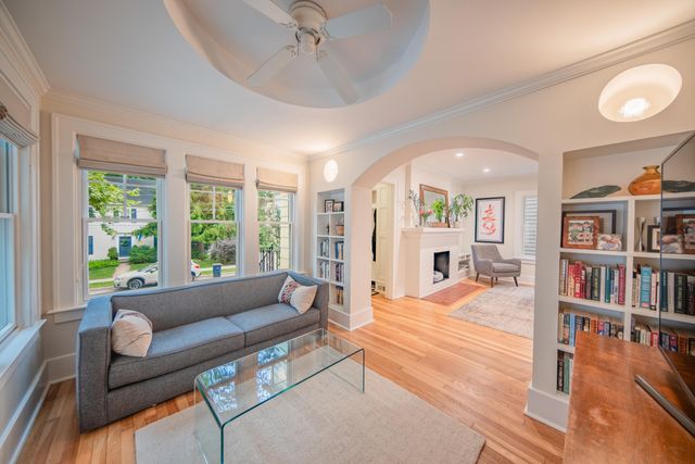 1121 Ferdon Road, Ann Arbor, MI 48104