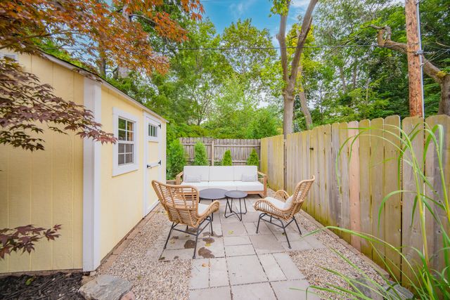 1121 Ferdon Road, Ann Arbor, MI 48104