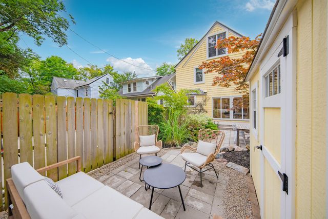1121 Ferdon Road, Ann Arbor, MI 48104