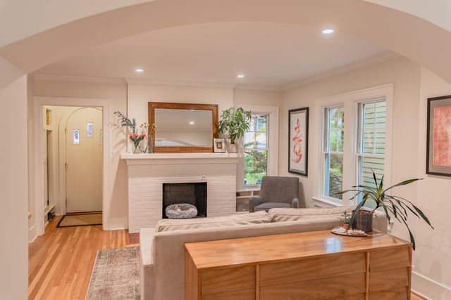 1121 Ferdon Road, Ann Arbor, MI 48104