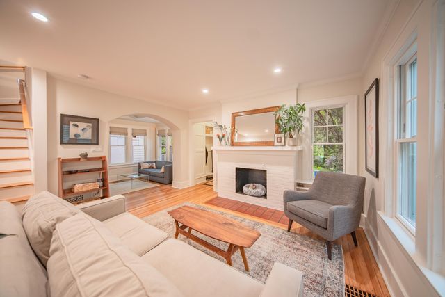 1121 Ferdon Road, Ann Arbor, MI 48104
