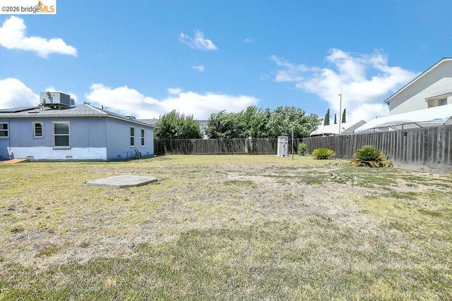 2448 Altoga Ave, Tracy, CA 95376