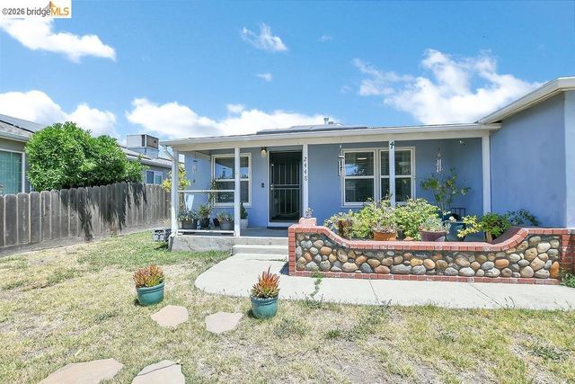 2448 Altoga Ave, Tracy, CA 95376
