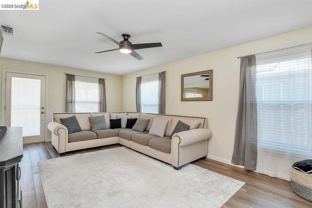 2448 Altoga Ave, Tracy, CA 95376