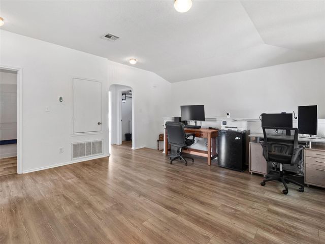 3406 Barksdale DR, Austin, TX 78725