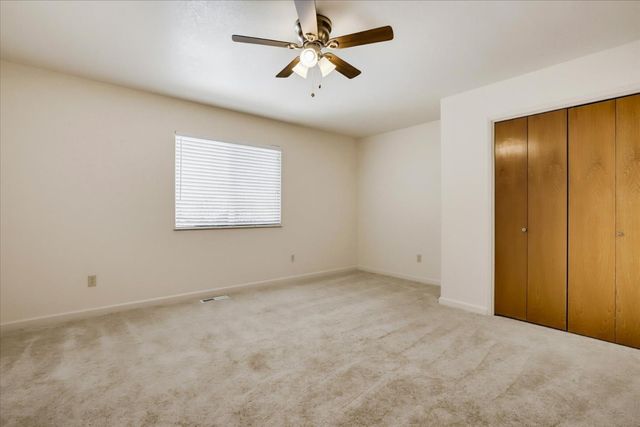 23198 Lone Pine Dr, Auburn, CA 95602