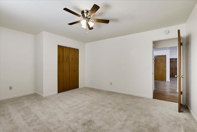 23198 Lone Pine Dr, Auburn, CA 95602