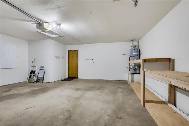 23198 Lone Pine Dr, Auburn, CA 95602