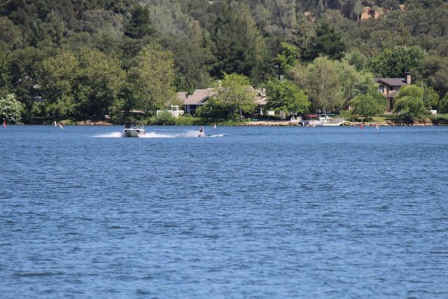 23198 Lone Pine Dr, Auburn, CA 95602