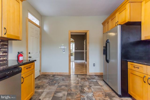 28 HARTRANFT AVE, Norristown, PA 19401