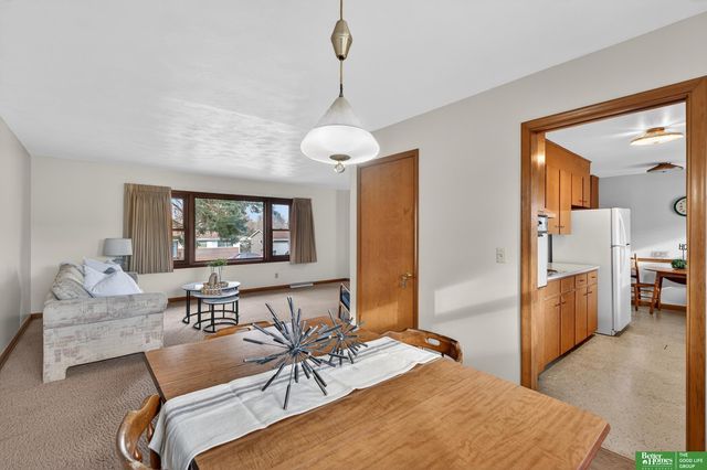 5315 Mary Street, Omaha, NE 68152