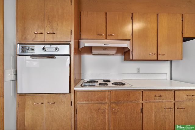 5315 Mary Street, Omaha, NE 68152