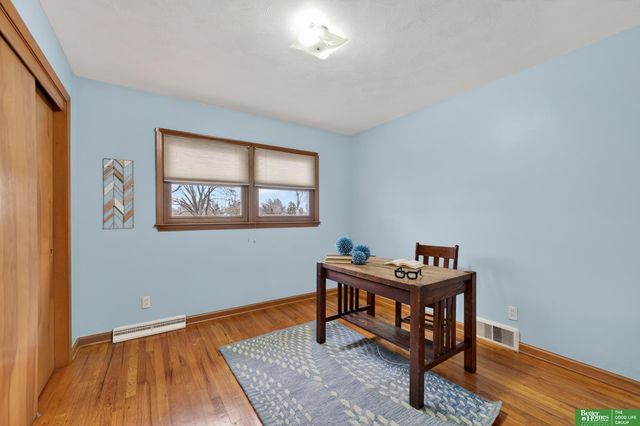 5315 Mary Street, Omaha, NE 68152