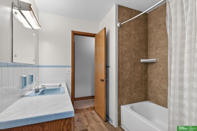 5315 Mary Street, Omaha, NE 68152