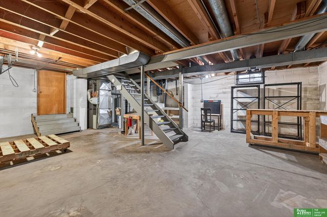 5315 Mary Street, Omaha, NE 68152