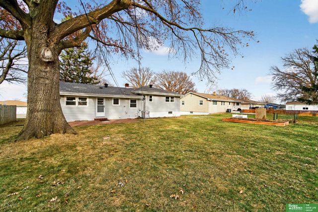 5315 Mary Street, Omaha, NE 68152