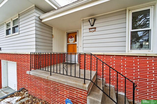 5315 Mary Street, Omaha, NE 68152