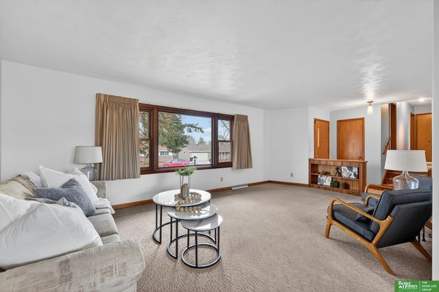 5315 Mary Street, Omaha, NE 68152